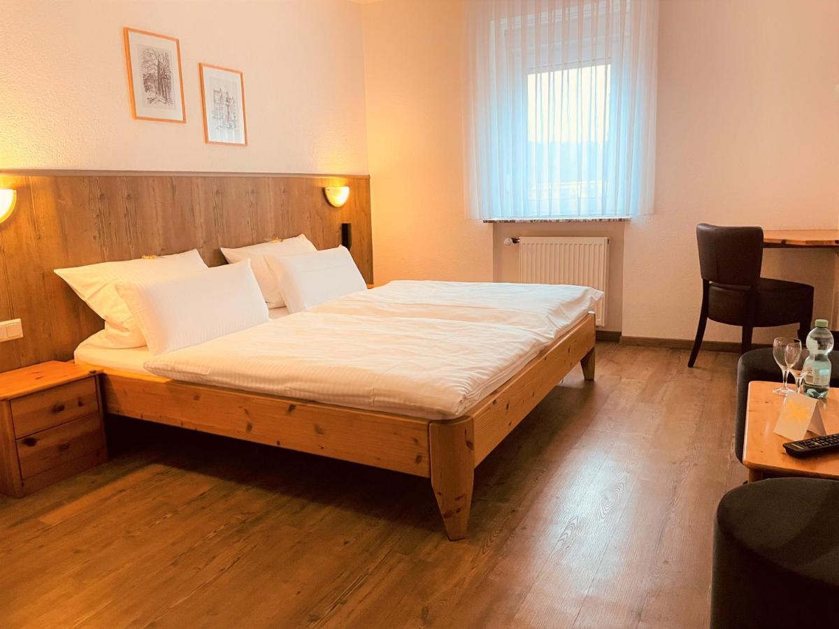 Hotel Orthwein -Kostenfreie Parkplaetze- Colbe ภายนอก รูปภาพ