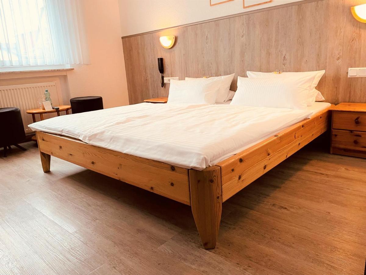 Hotel Orthwein -Kostenfreie Parkplaetze- Colbe ภายนอก รูปภาพ