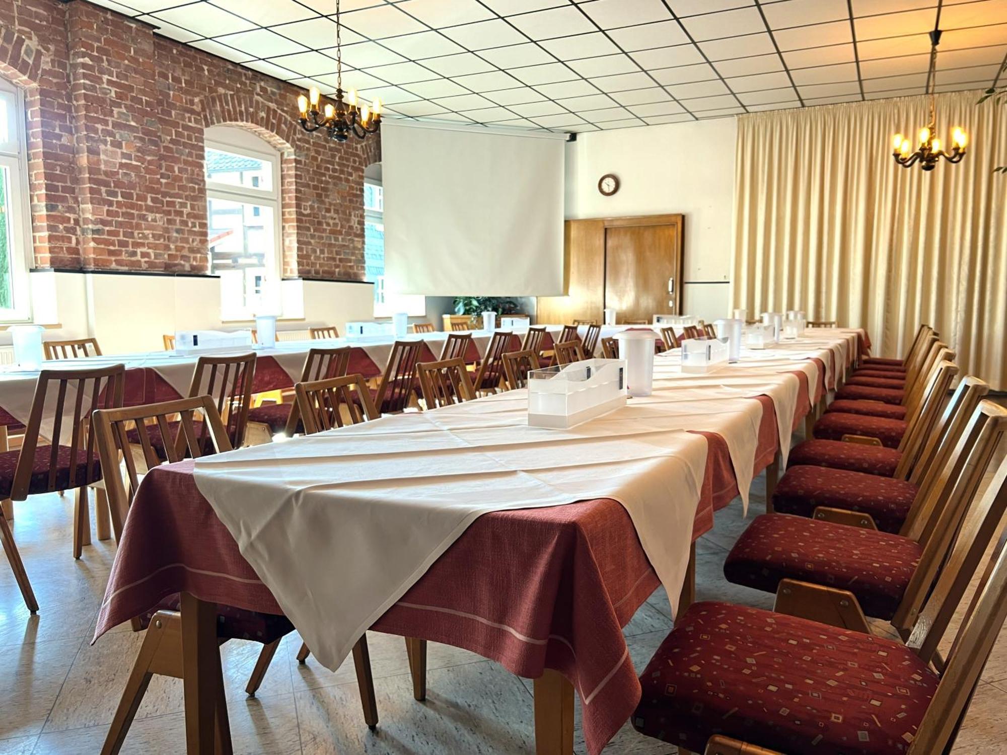 Hotel Orthwein -Kostenfreie Parkplaetze- Colbe ภายนอก รูปภาพ